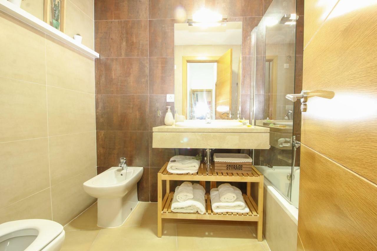 Apartamento San Julian Séville Extérieur photo